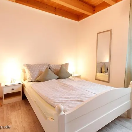 Apartment Sonnige Ferienwohnung, Rollstuhlgerecht, Hunde Willkommen